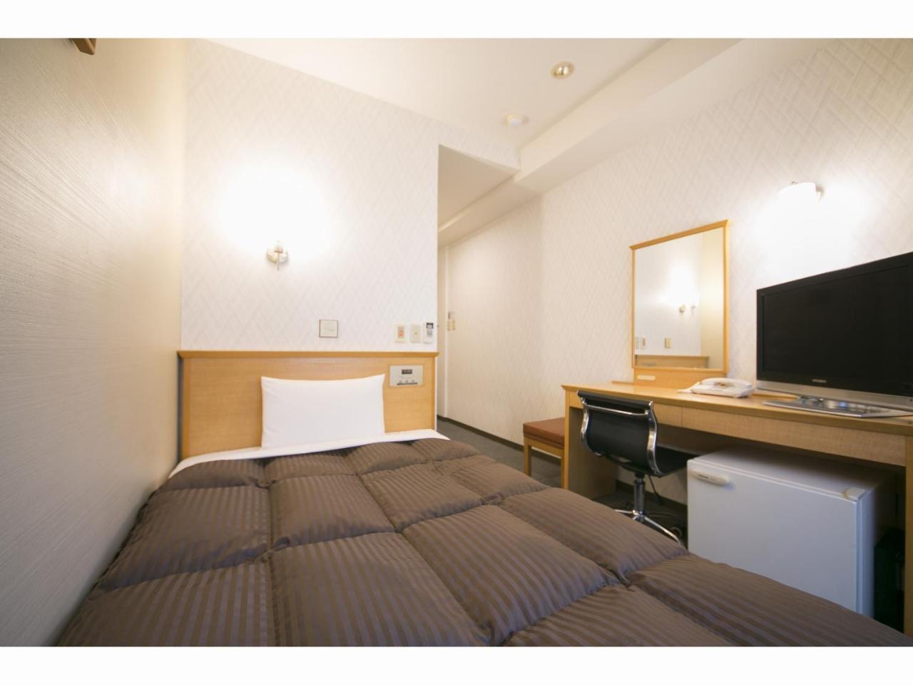 Yokkaichi Urban Hotel Esterno foto